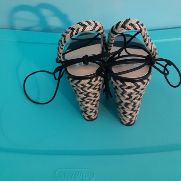 Wedge Espiadrill Sandal - Picture 3 of 3